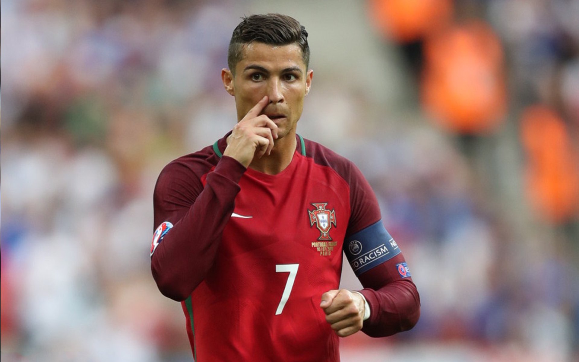 国足主帅力推战术改革，提升比赛观赏性，国足对手主帅辞职